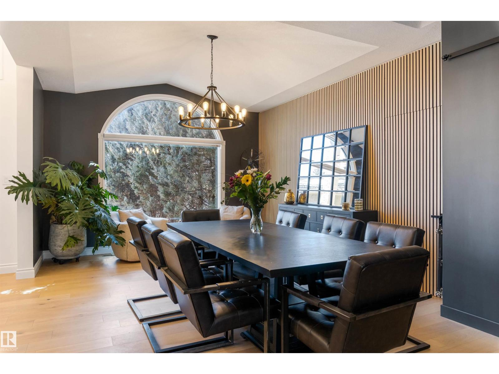11412 12 AV NW NW - 10