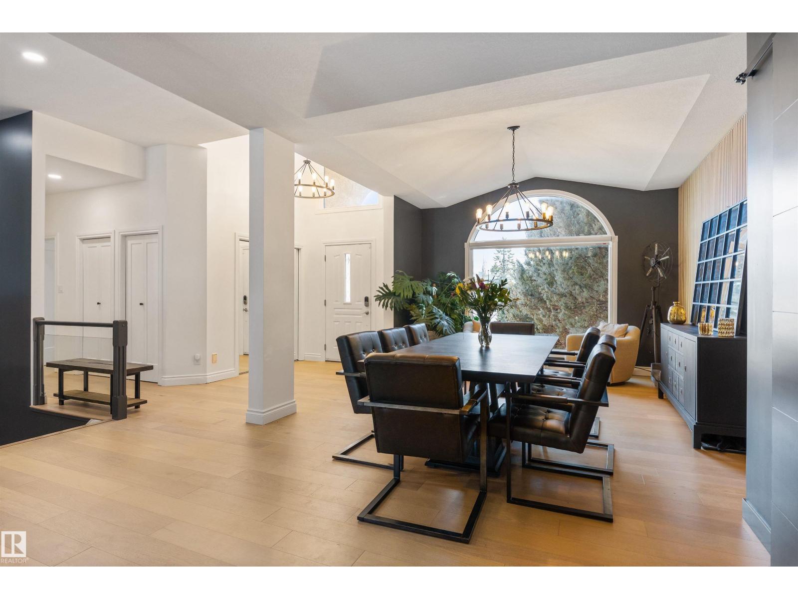 11412 12 AV NW NW - 11