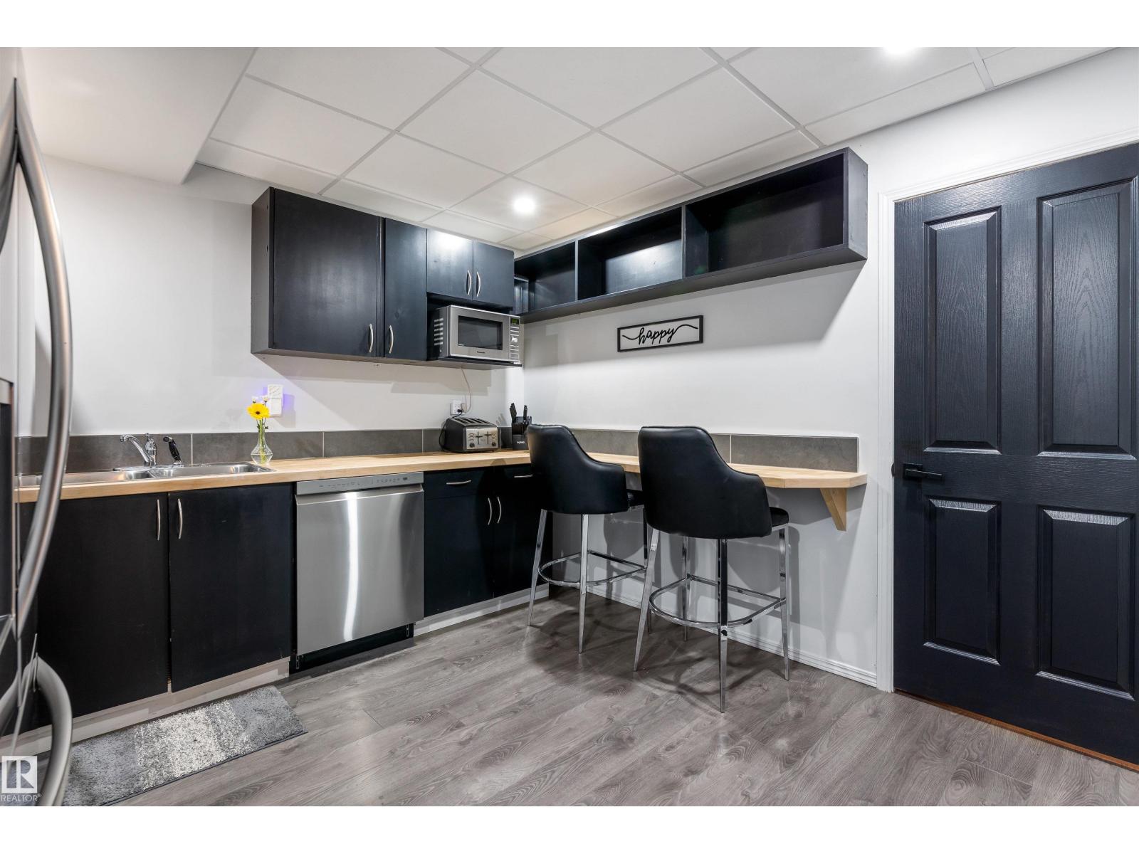 11412 12 AV NW NW - 49