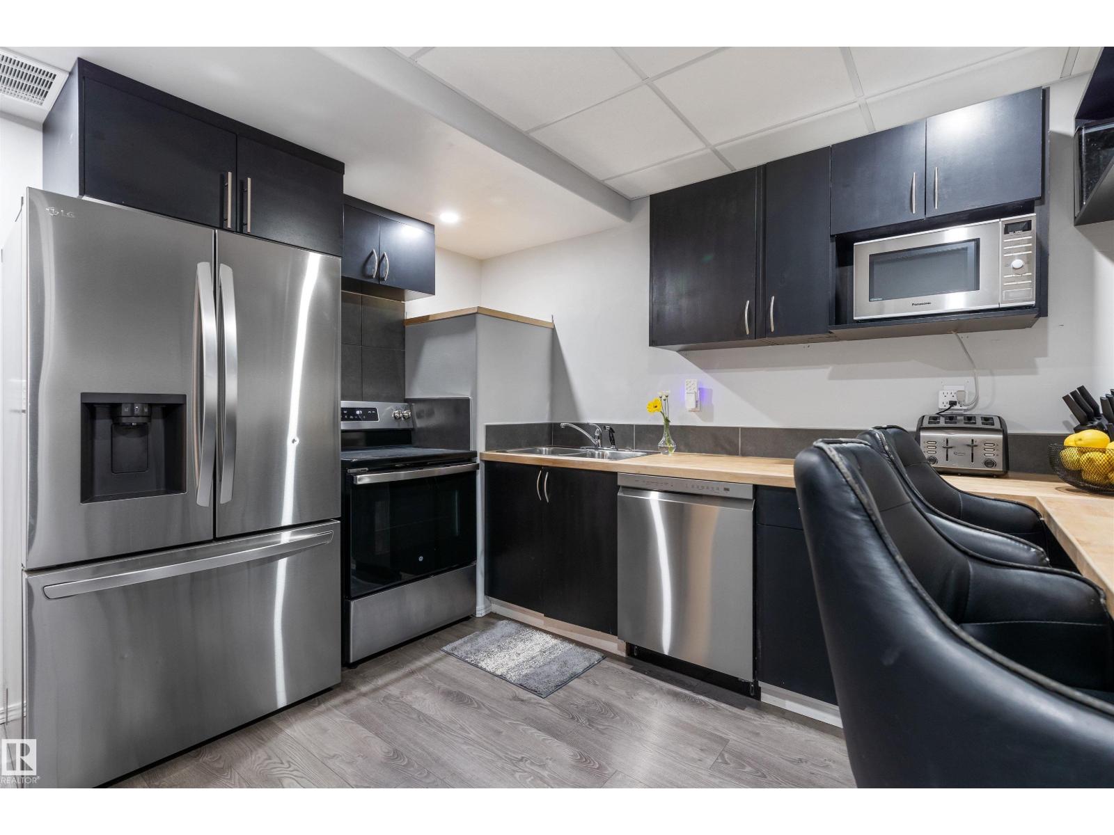 11412 12 AV NW NW - 50