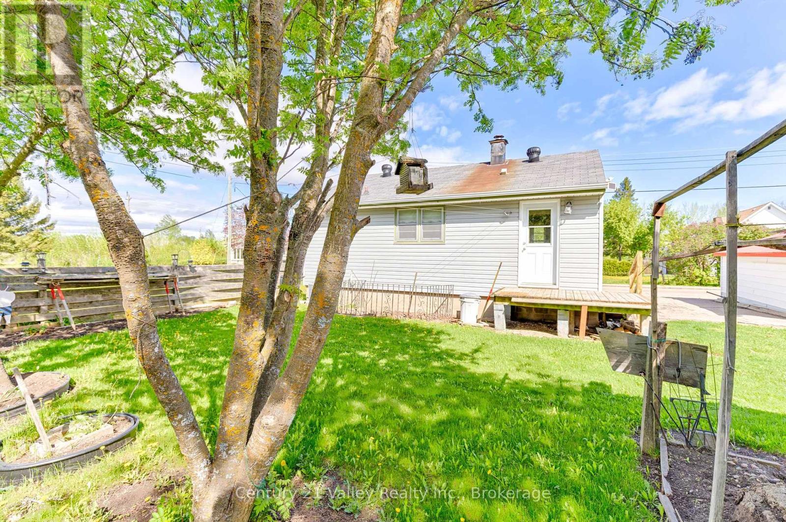 397 MARY AVENUE - 13
