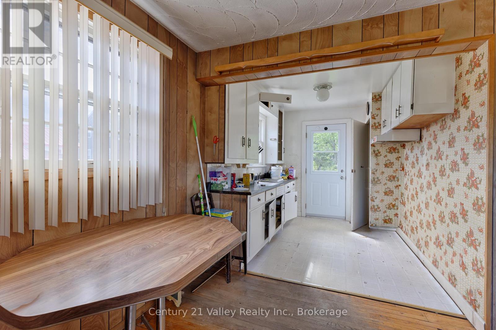 397 MARY AVENUE - 18