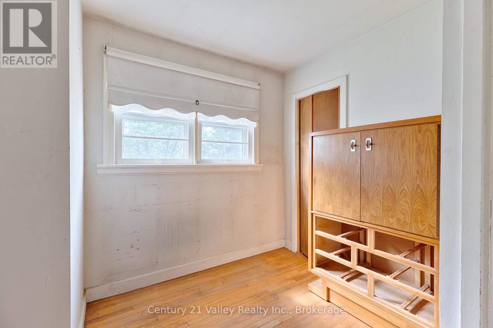 397 MARY AVENUE - 23