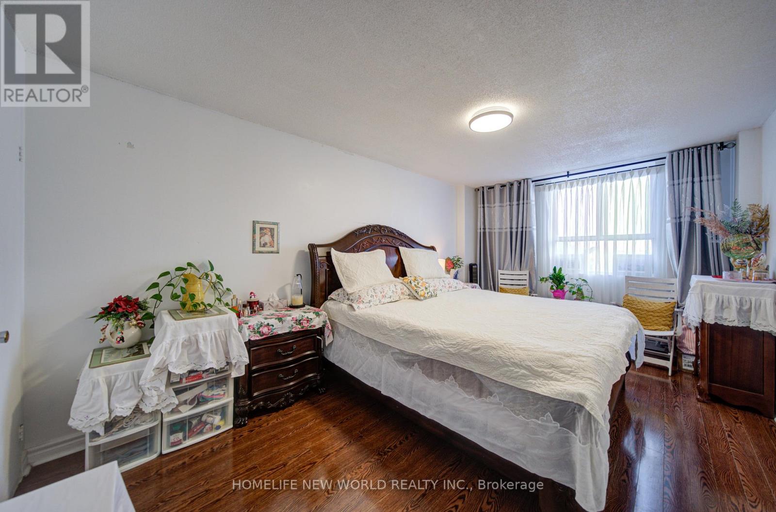 #303 1950 KENNEDY ROAD - 21