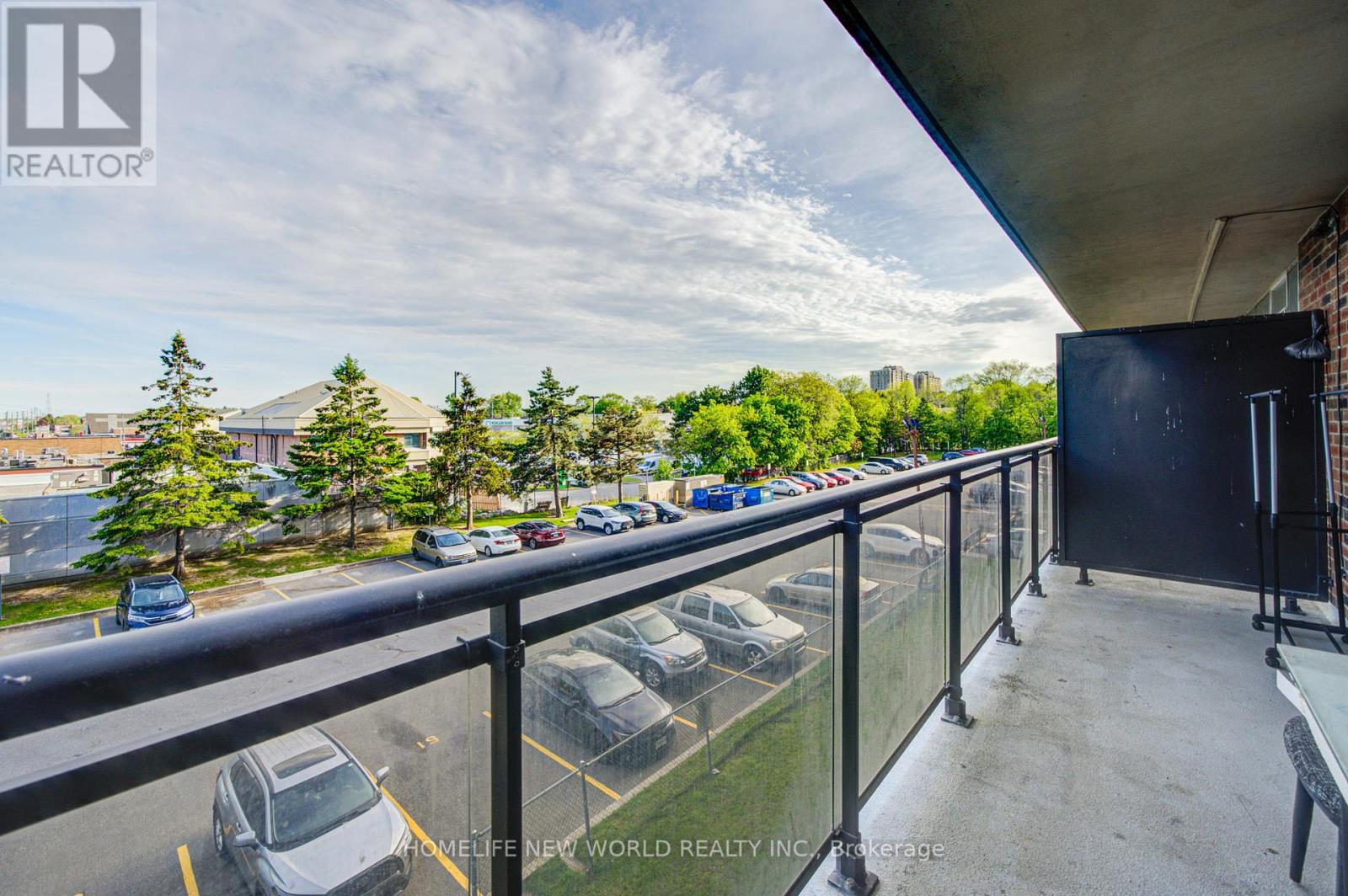 #303 1950 KENNEDY ROAD - 29