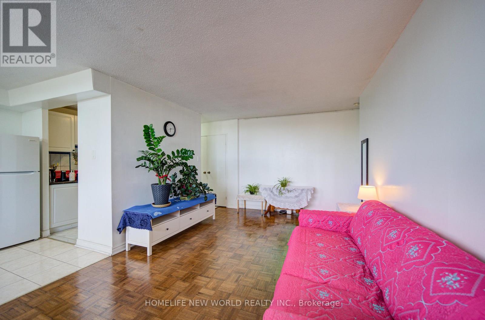 #303 1950 KENNEDY ROAD - 8