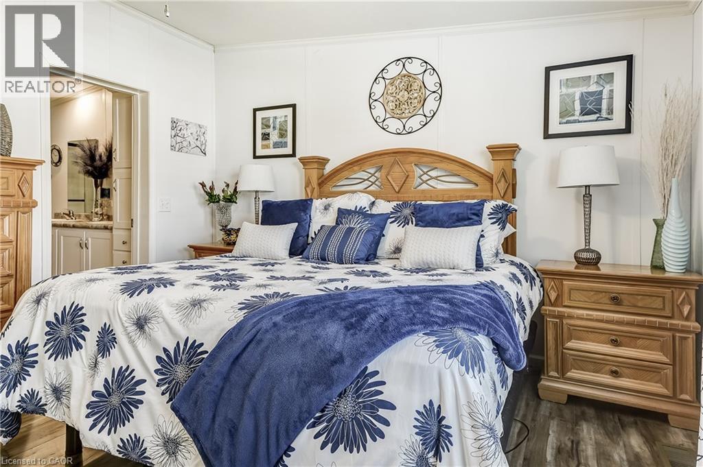 17 SILVER ASPEN Drive - 17