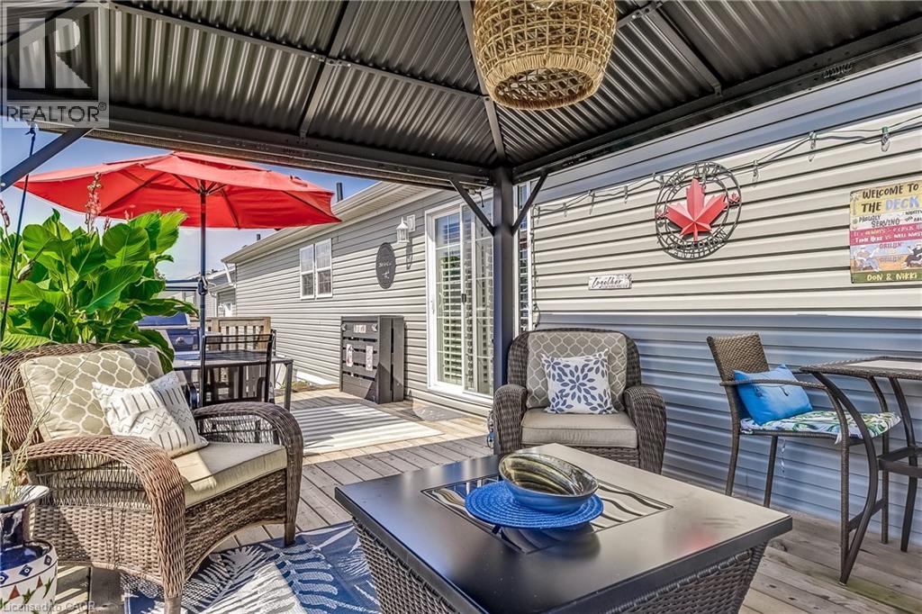 17 SILVER ASPEN Drive - 21