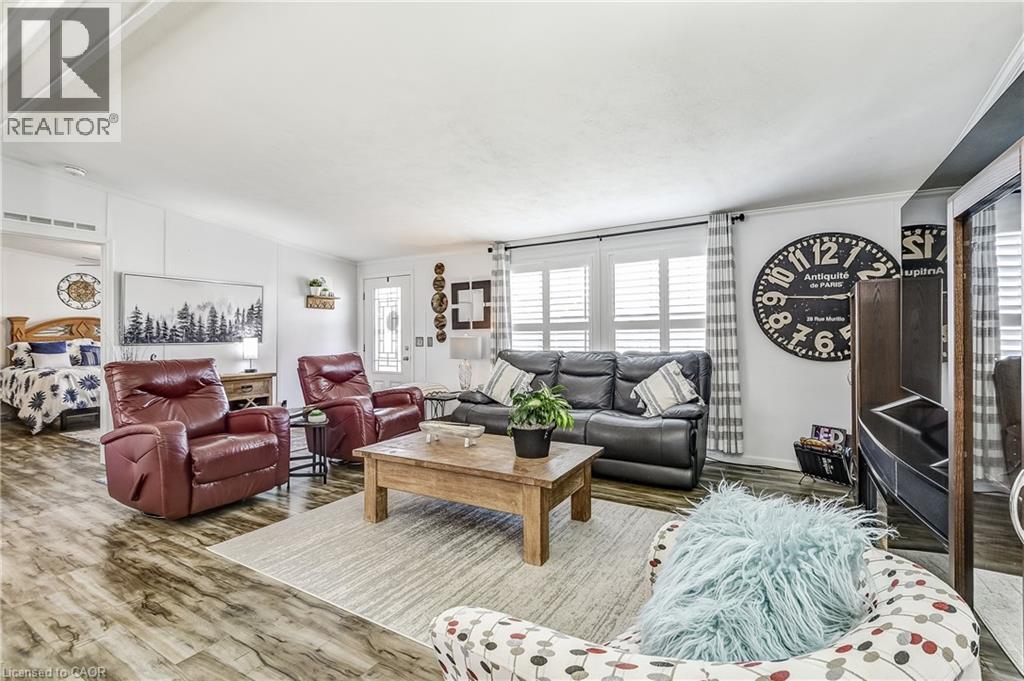 17 SILVER ASPEN Drive - 7
