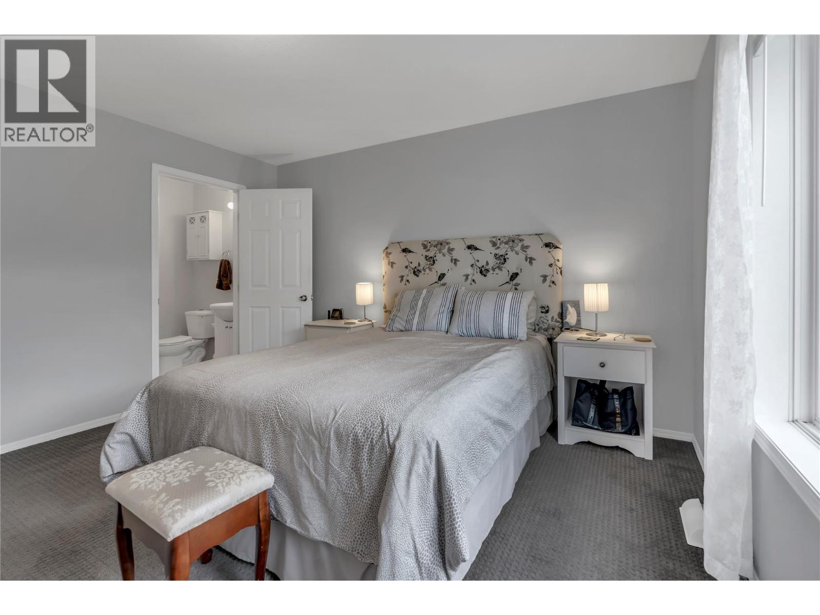 145 Redwing Place Unit# 8, Oliver