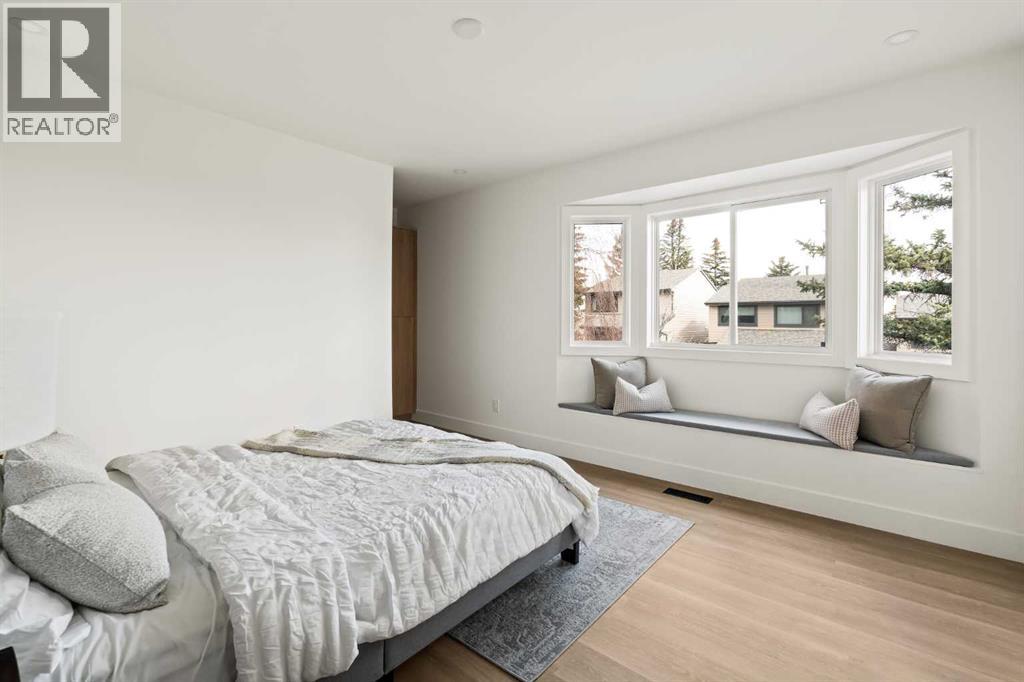 11 Coach Manor Rise SW - 19