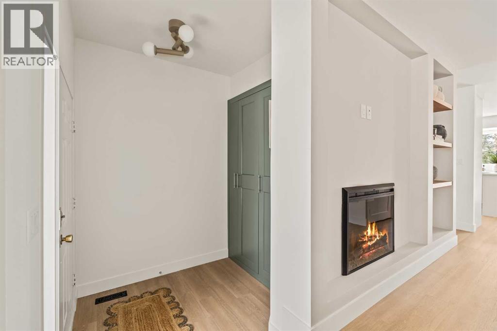 11 Coach Manor Rise SW - 8
