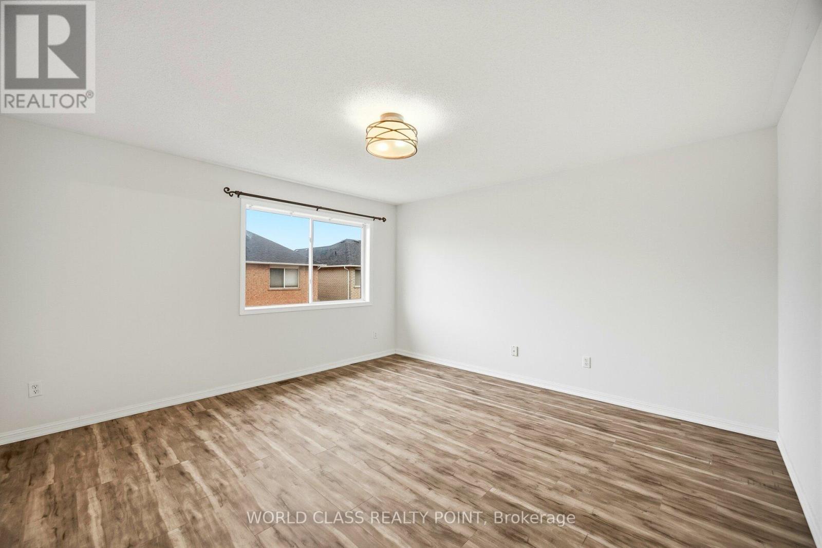 727 THOMPSON ROAD S - 14