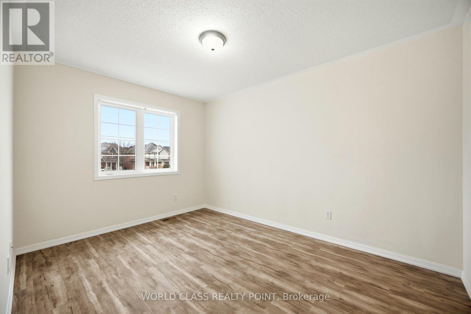 727 THOMPSON ROAD S - 21
