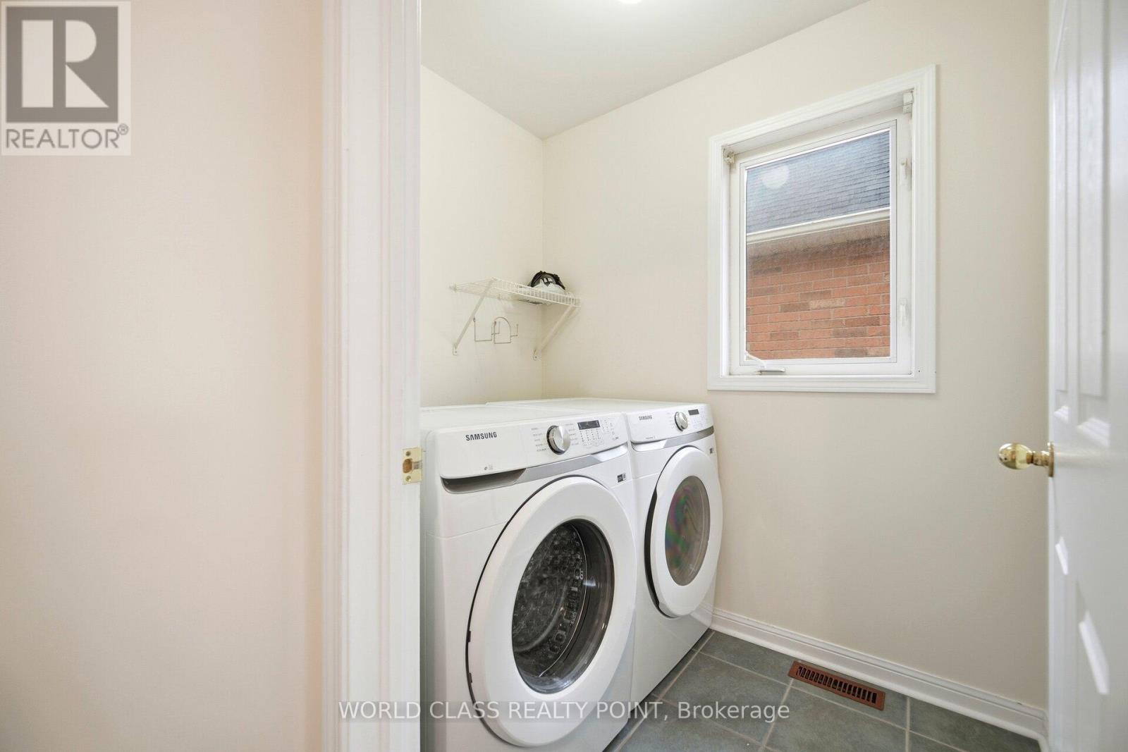 727 THOMPSON ROAD S - 24