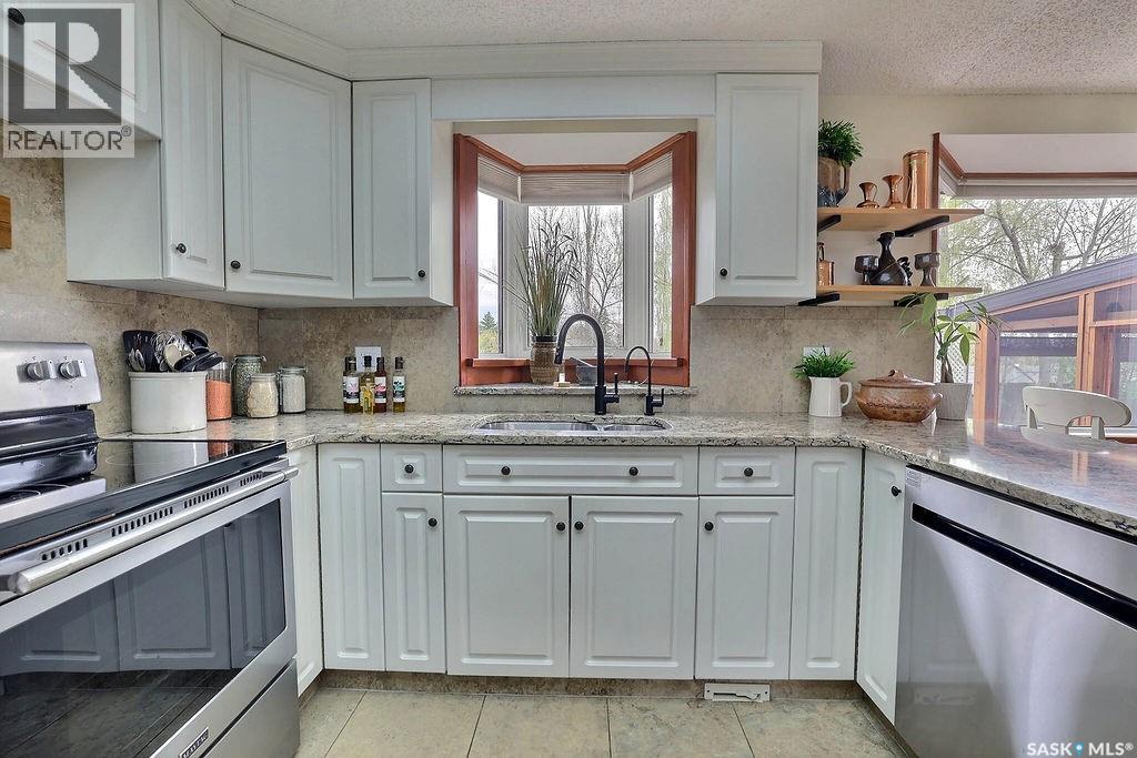 2230 ELDERKIN DRIVE E - 10