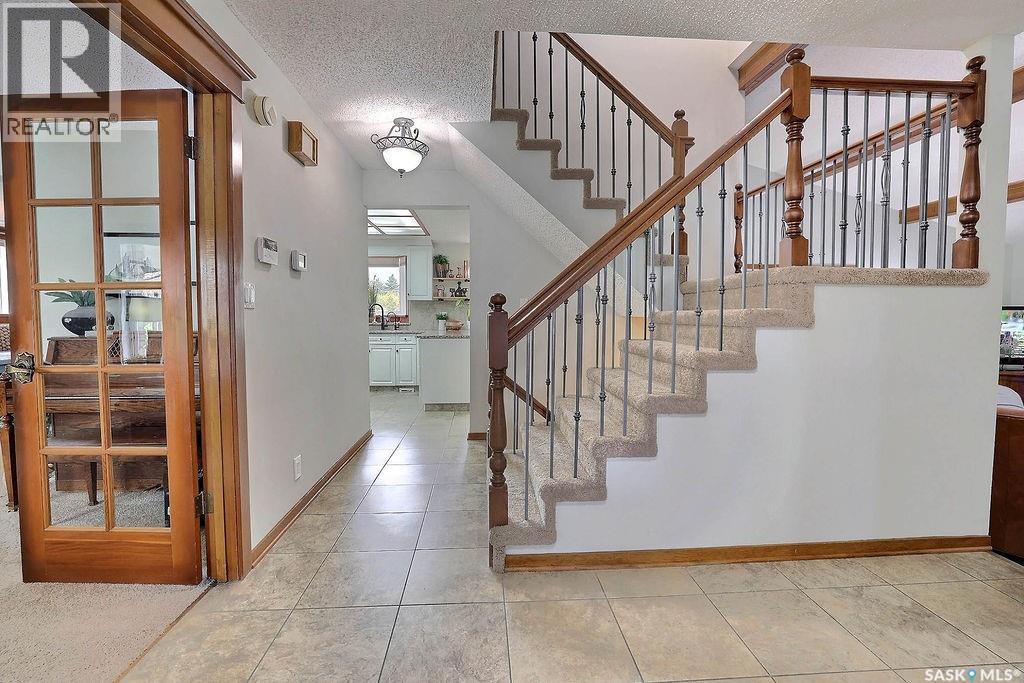 2230 ELDERKIN DRIVE E - 18