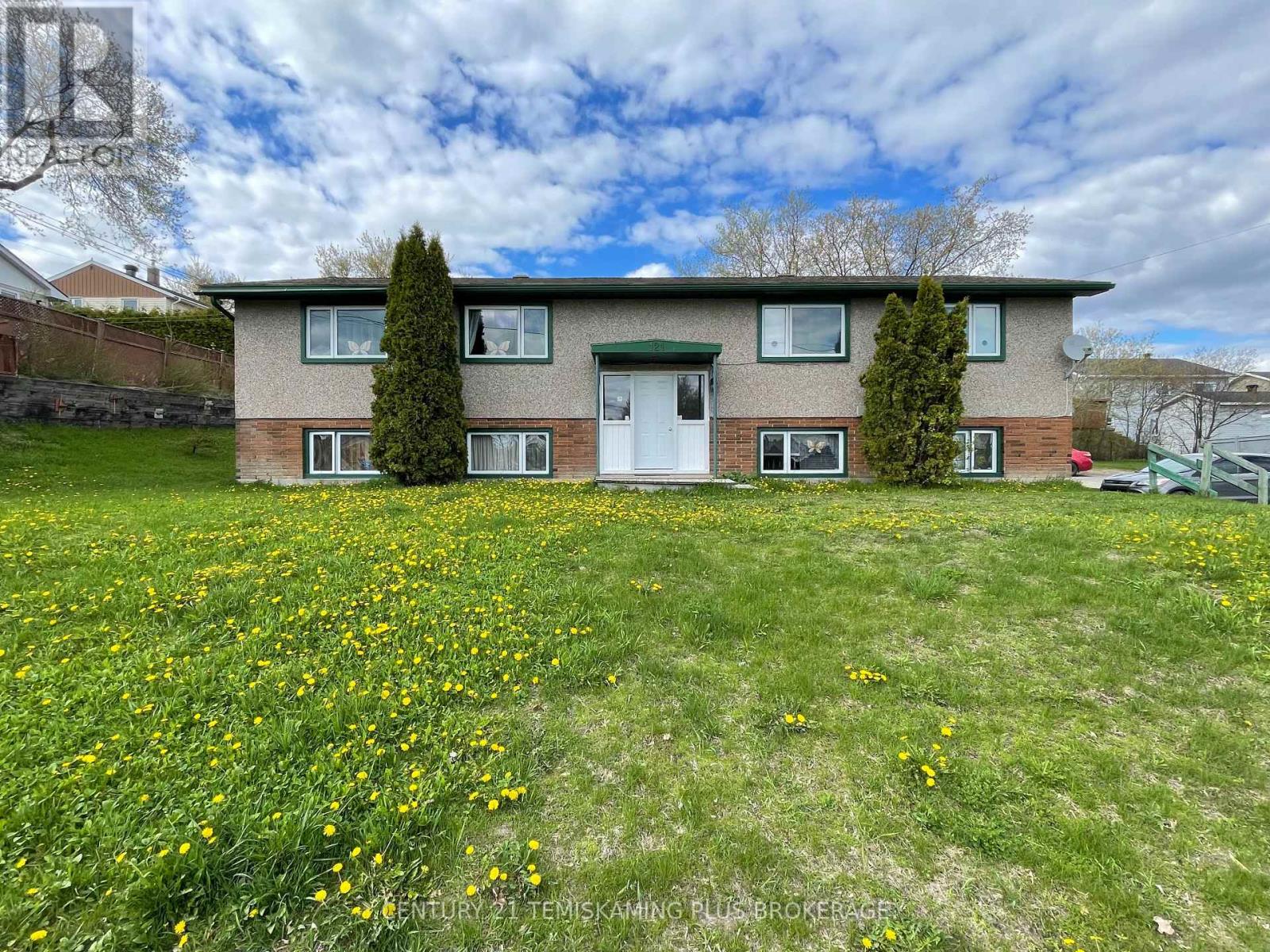 121 ELM AVENUE - 1