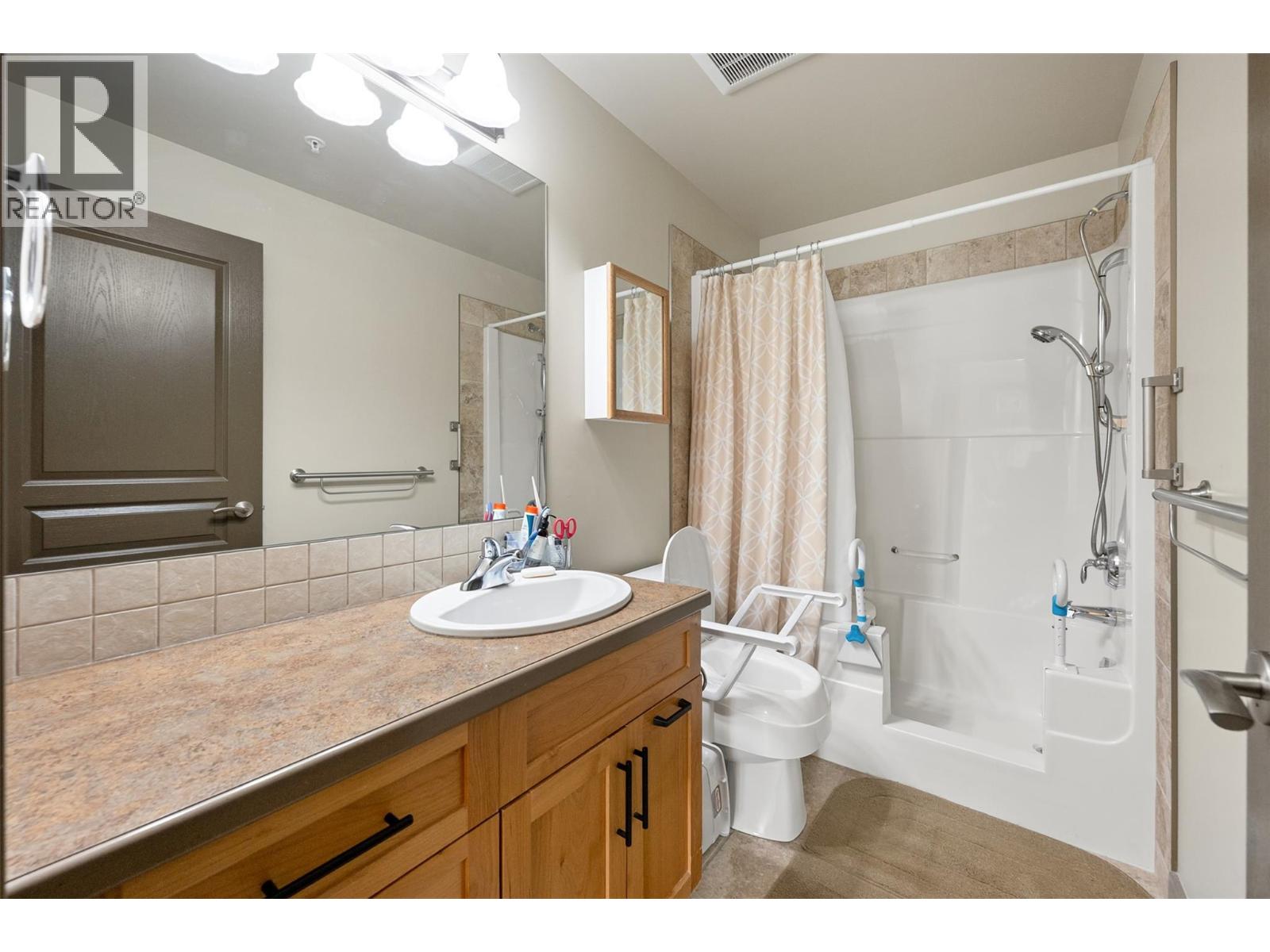 873 Forestbrook Drive Unit# 204, Penticton