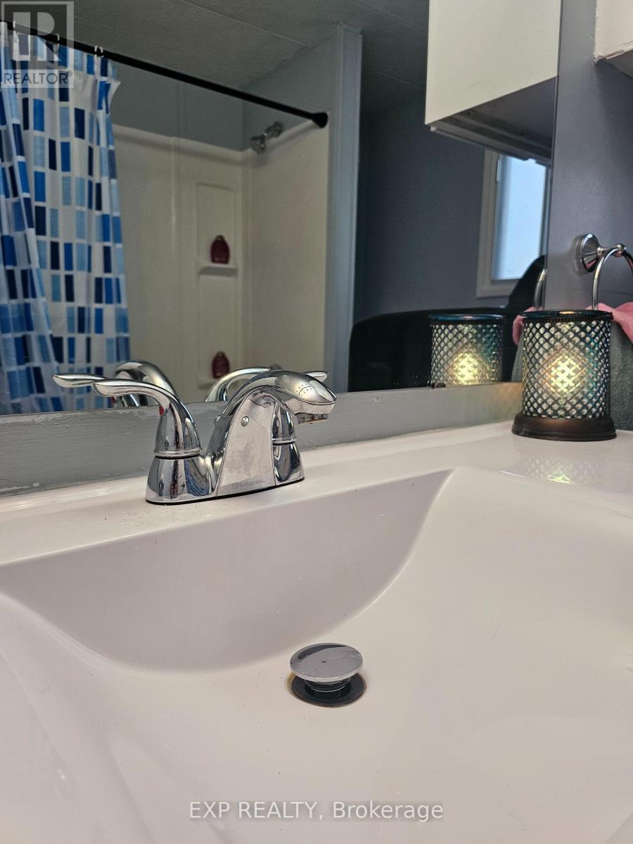 108 HUTT ROAD - 12