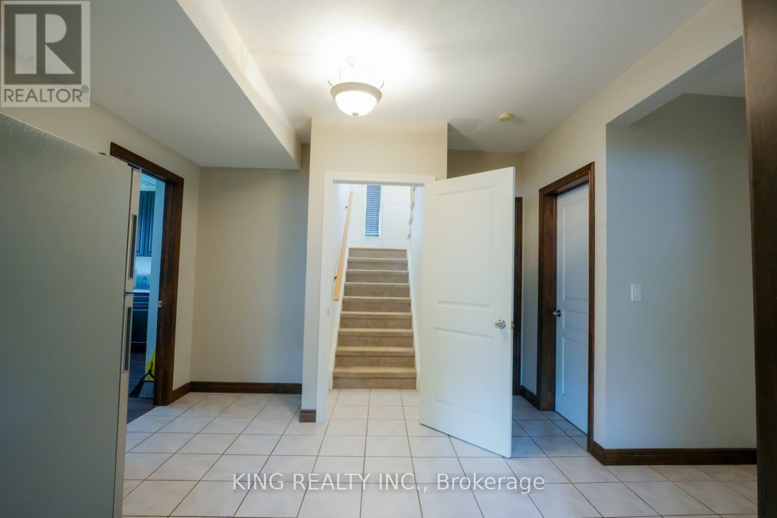 120 REDWOOD COURT - 13