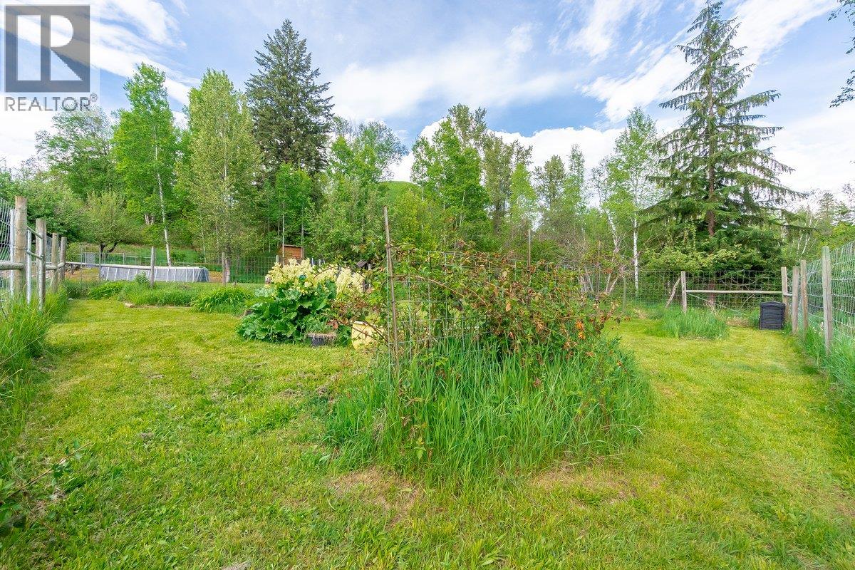 3678 KRESTOVA CEMETERY Road - 50