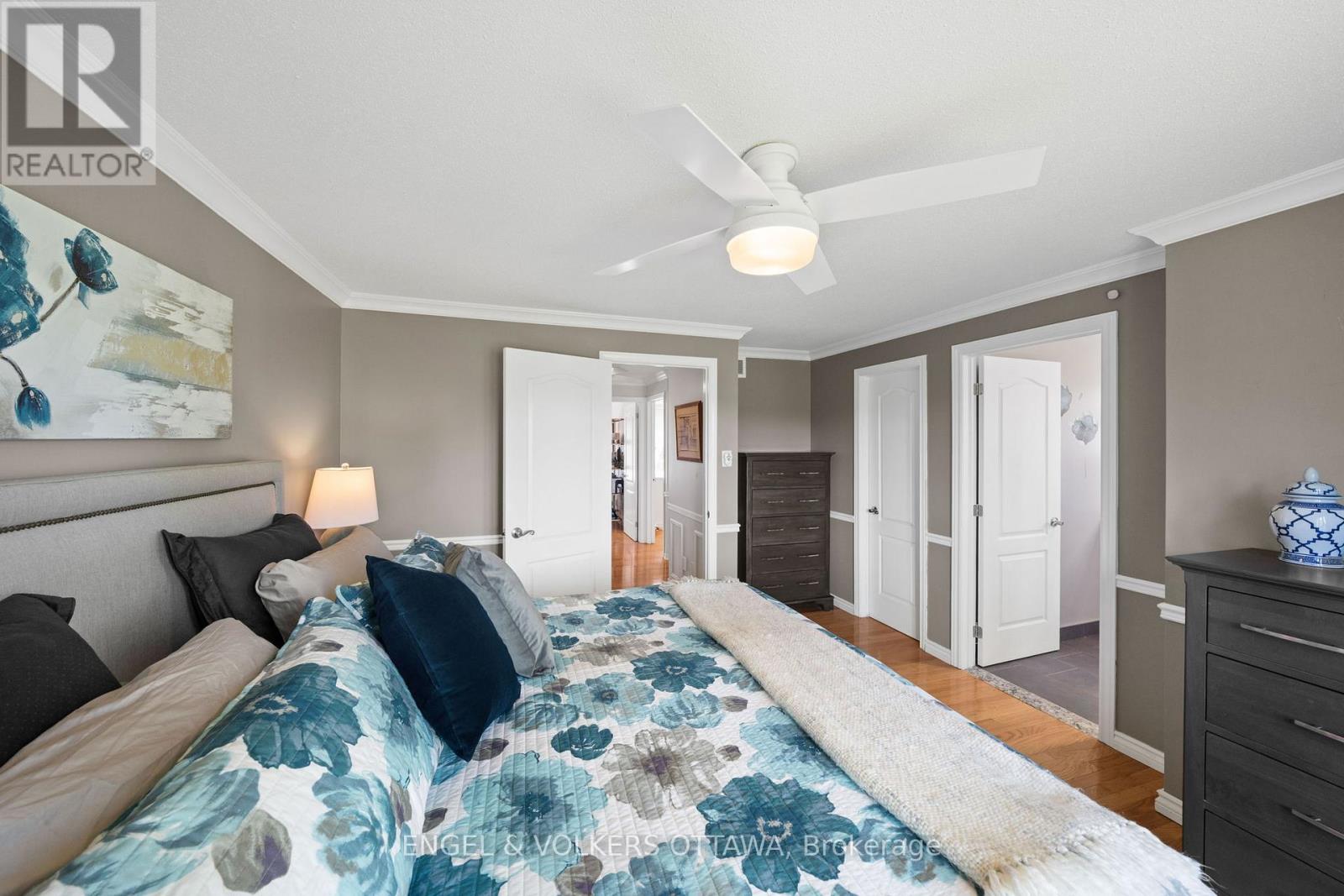 #27 1986 SUMMERFIELDS CRESCENT - 23