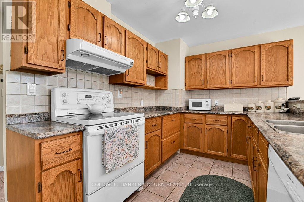 10 MANNING ROAD - 11