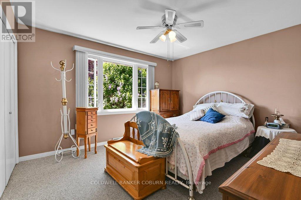 10 MANNING ROAD - 20
