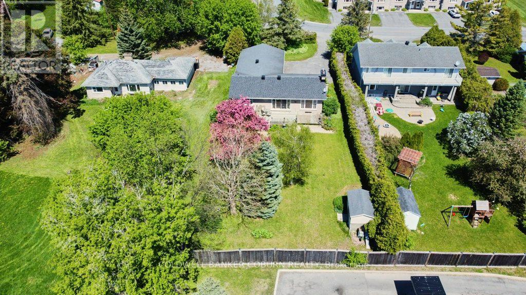 10 MANNING ROAD - 40