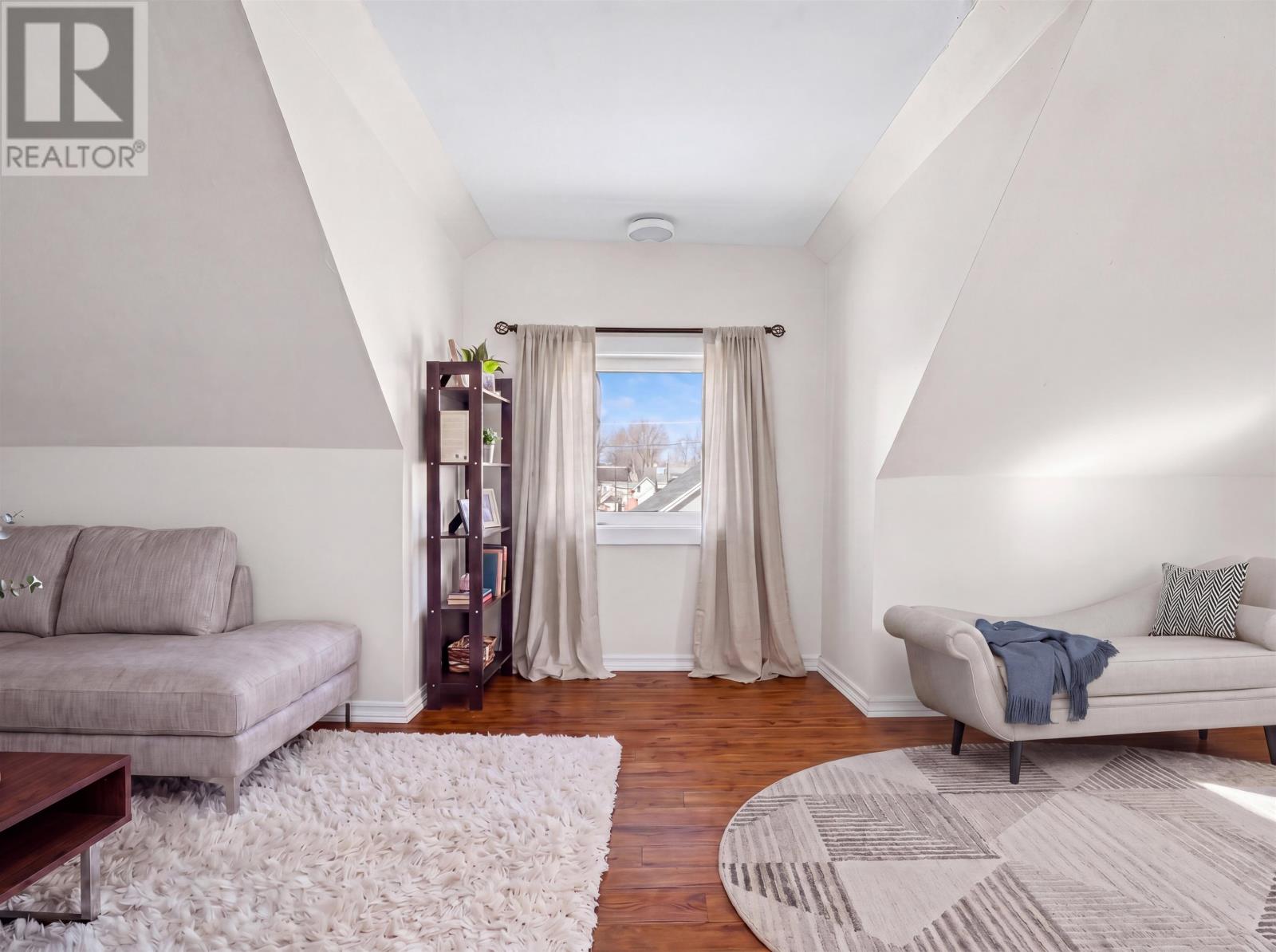 222 Grafton Street - 35