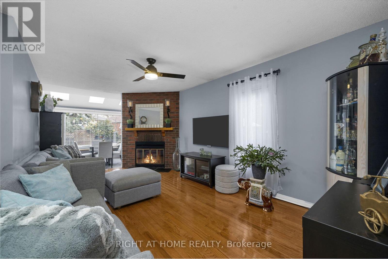 3038 HILLIS COURT - 18