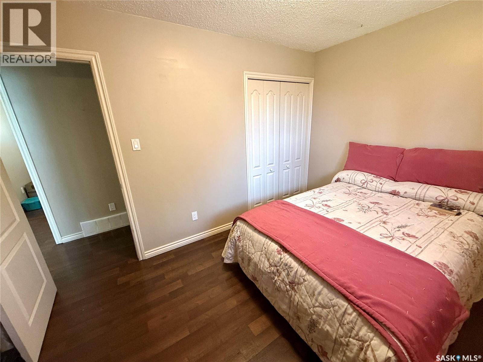 11319 Clark DRIVE - 12