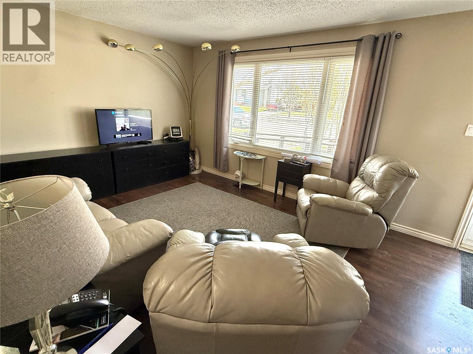 11319 Clark DRIVE - 8