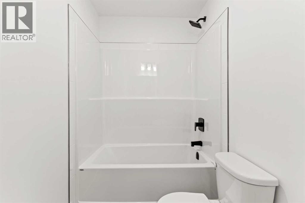 #134 2231 81 Street SW - 25