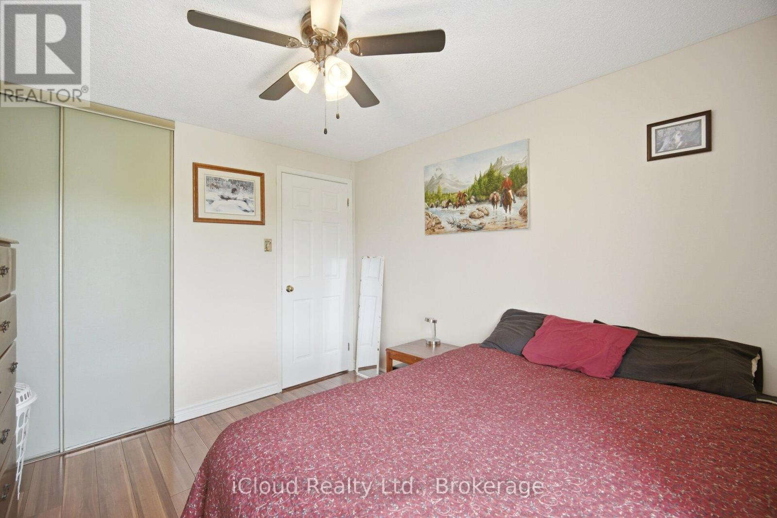 82 ENGLISH STREET - 34