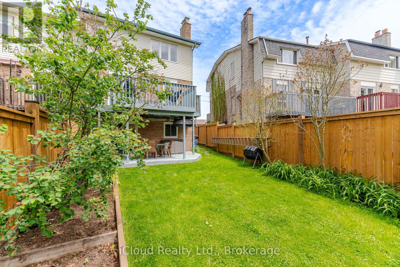 82 ENGLISH STREET - 47