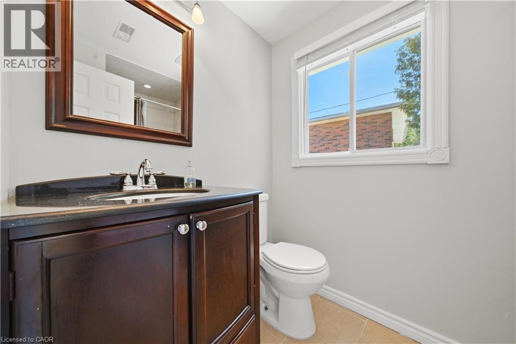 82 STONEY BROOK Drive - 13