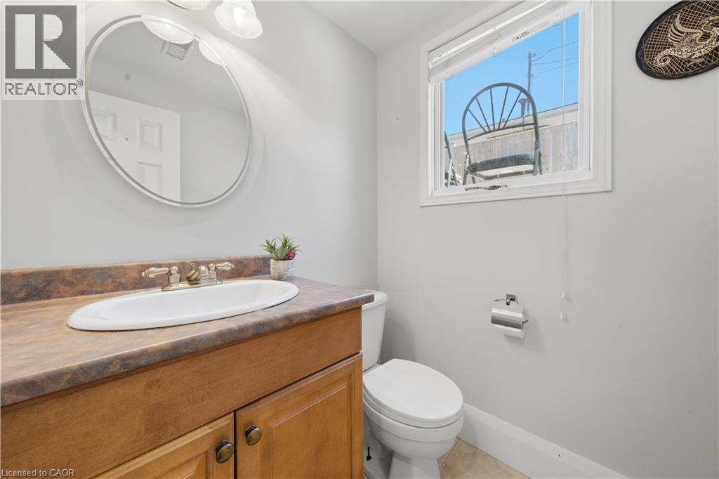 82 STONEY BROOK Drive - 24