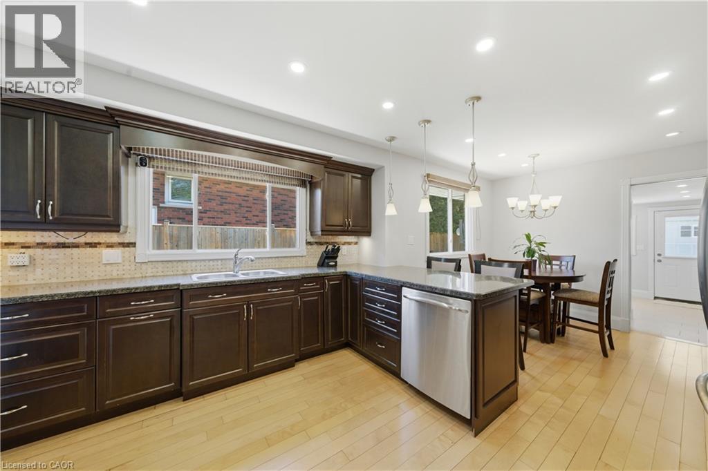 82 STONEY BROOK Drive - 6