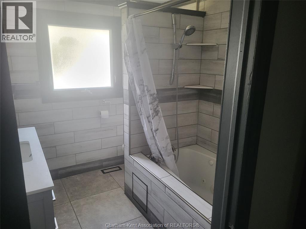 74 CHESTNUT DRIVE - 16