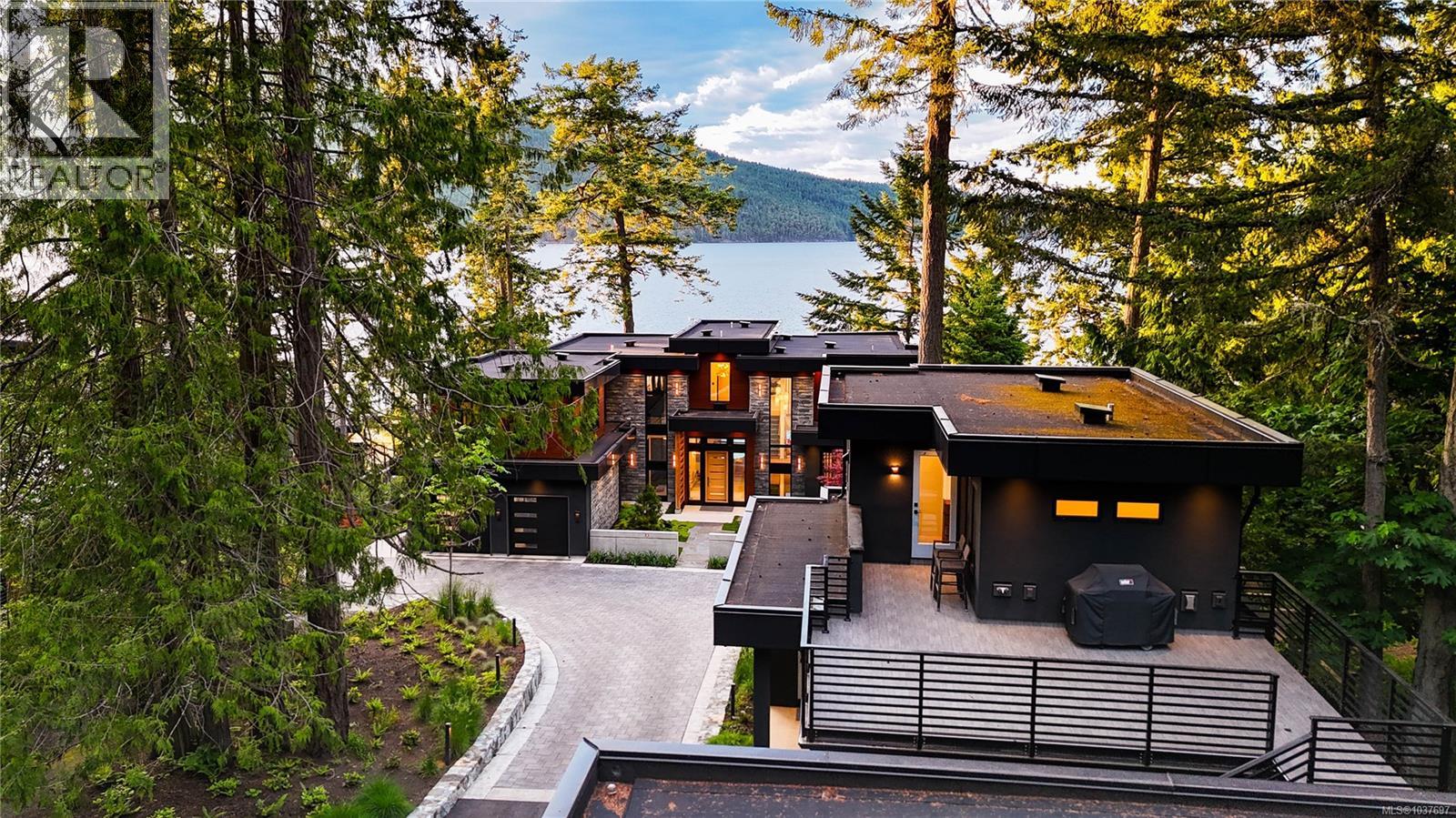 848 Lands End Rd - 2