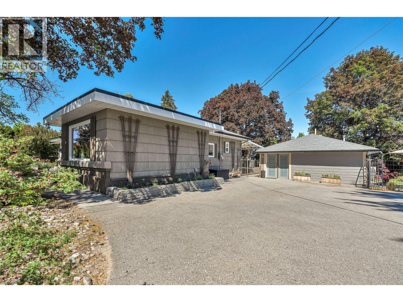 1135 Johnson Road, Penticton