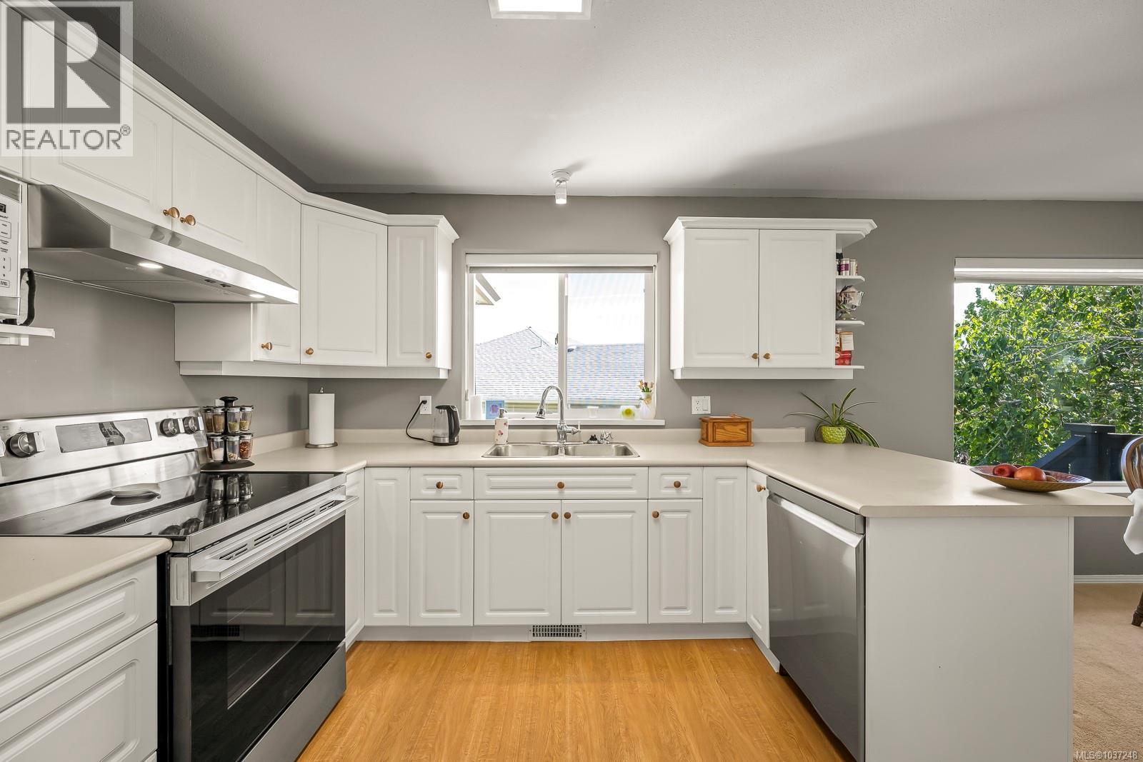 678 Nelson Rd - 14