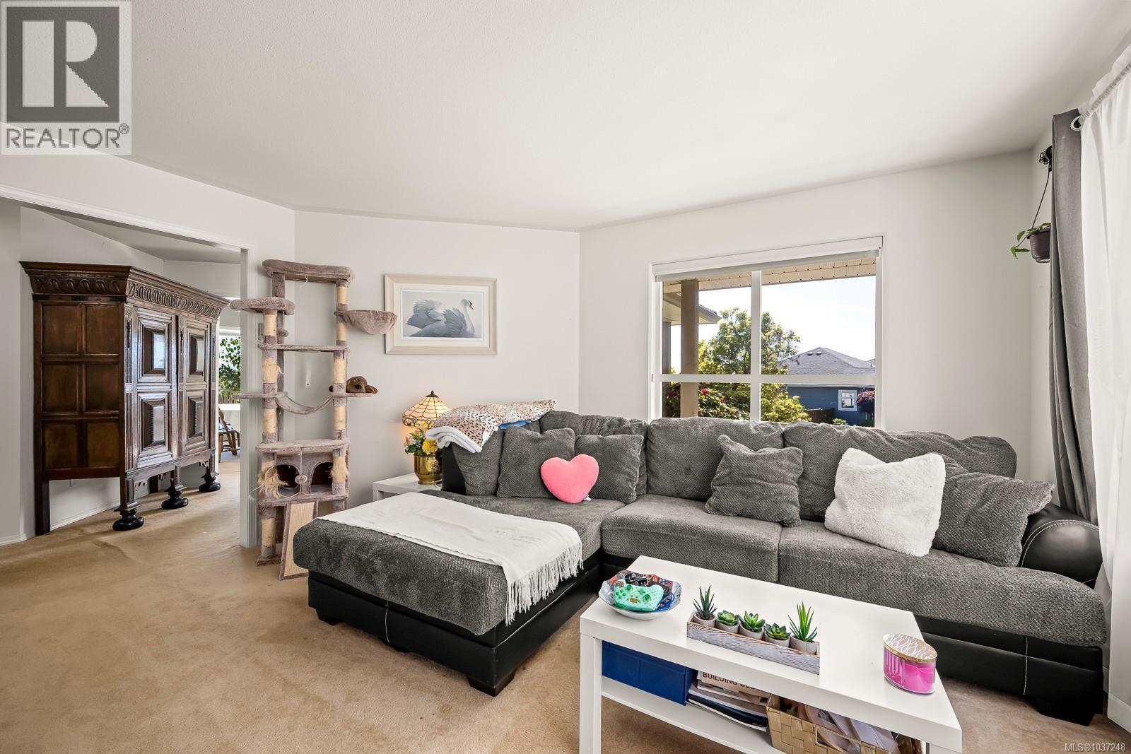 678 Nelson Rd, Campbell River