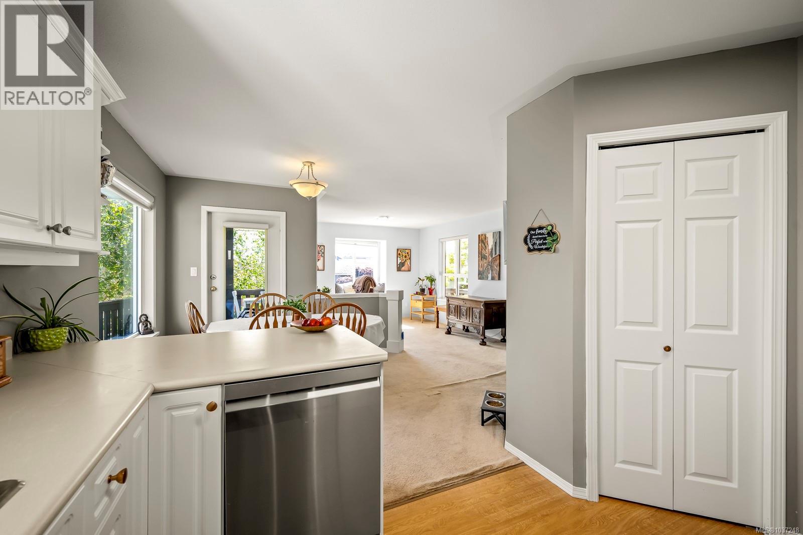 678 Nelson Rd - 13