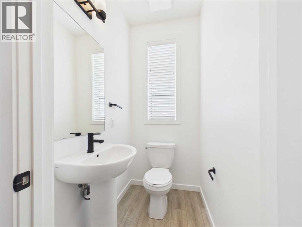 2480 210 Avenue SE - 24