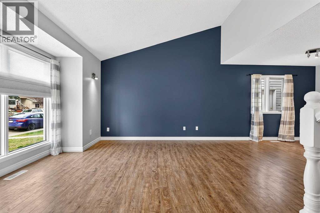 32 Millrise Crescent SW - Image 3