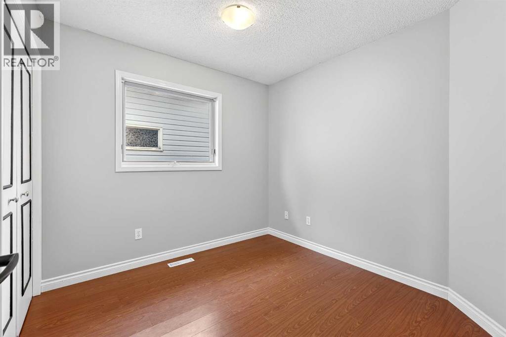 32 Millrise Crescent SW - 30