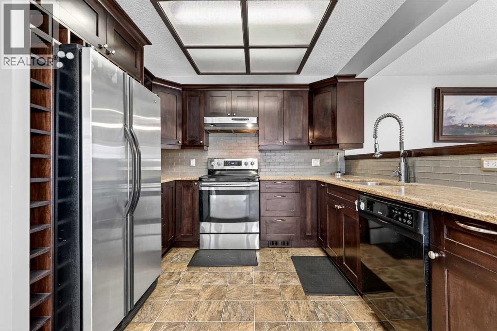 32 Millrise Crescent SW - 13
